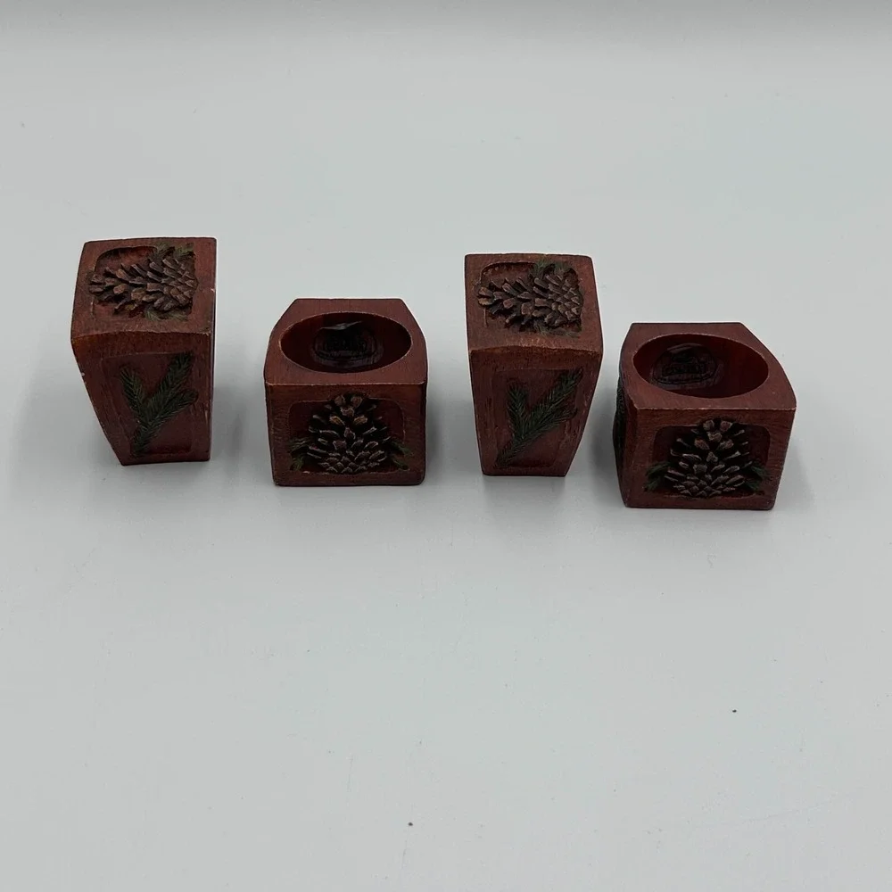 Set of 4 Big Sky Carvers Wood‎ Napkin Rings w/ Pine Cone & Stem on Sides